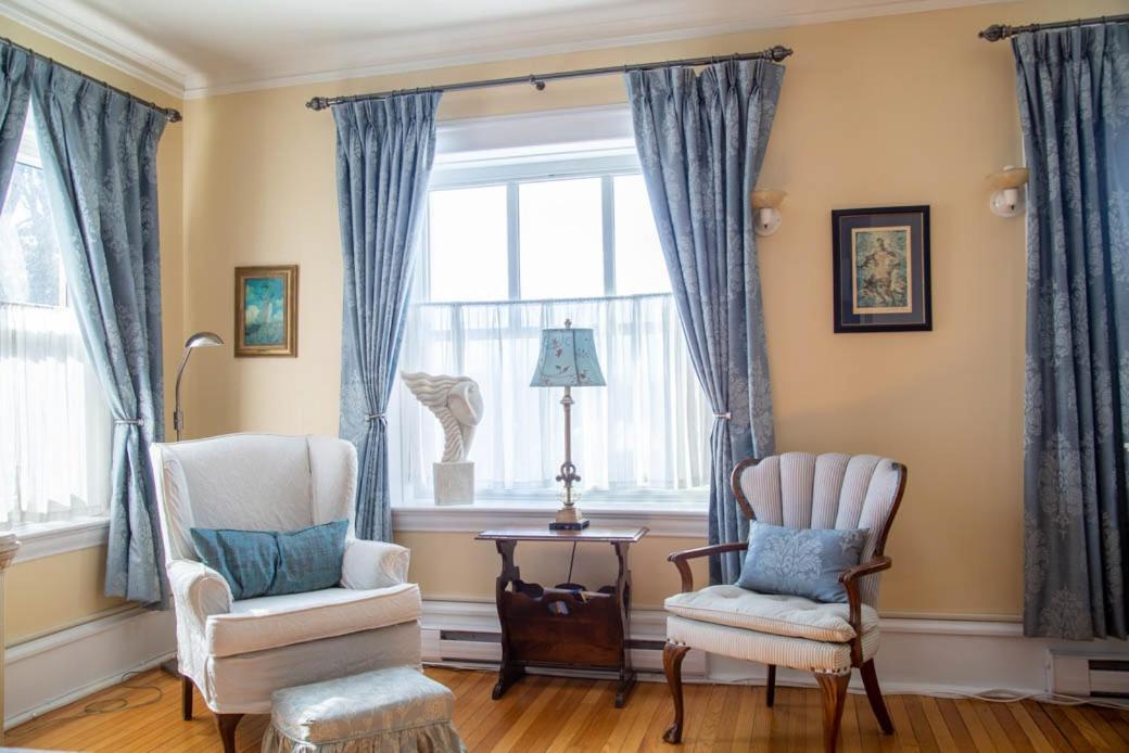 Grey Gables 4*